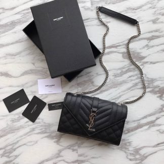 Replica Saint Laurent Monogramme Matelassé Quilted Calfskin Shoulder Bag